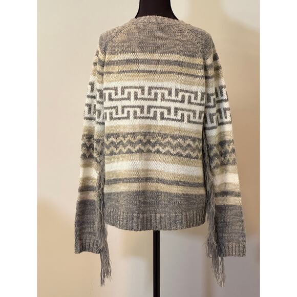 Blu Pepper Womens Fringe Knit Pullover - Picture 2 of 3